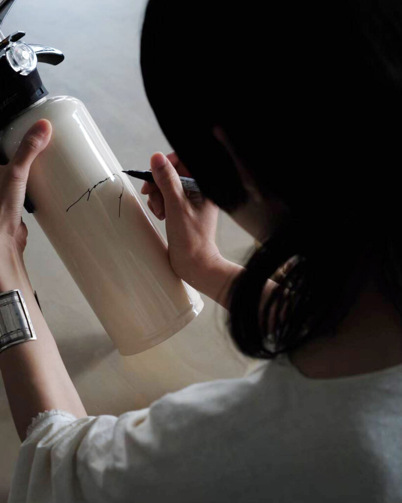 門井 里緒作品
Fire and Ice